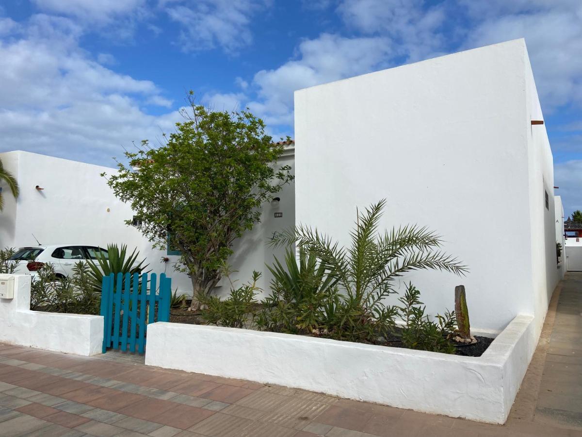 Villa Leon カレタ・デ・フステ エクステリア 写真